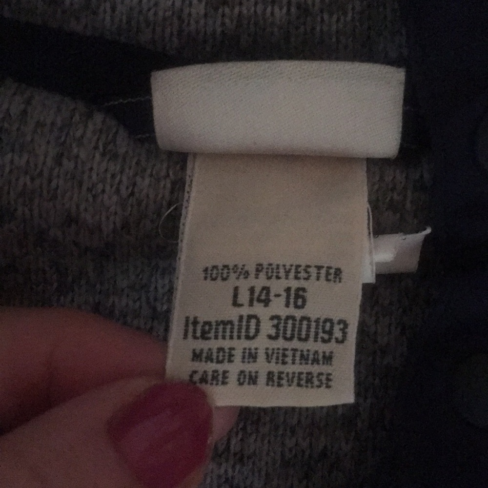 New LL Bean Pullover - Picture 3 of 5